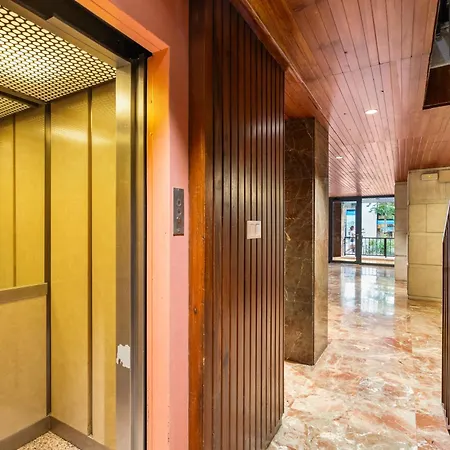 Fridays Flats Spacious 4br Family Retreat 公寓 *