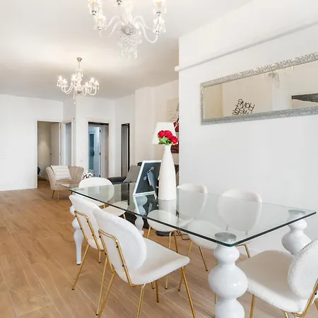 Apartment Fridays Flats Spacious 4br Family Retreat