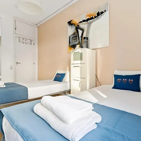 Fridays Flats Spacious 4br Family Retreat Apartment Barcelona
